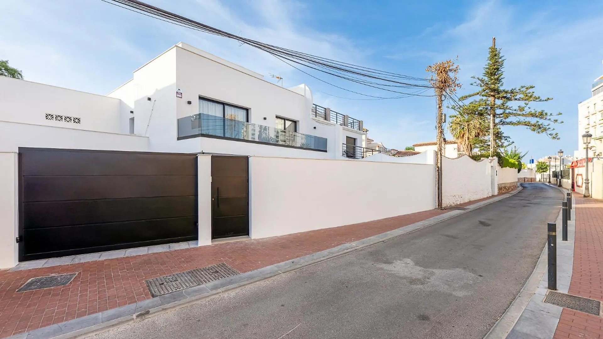 Malaga Benalmadena Vacation Rentals Five Minutes From The Port Of Benalmadena Beach Pool And Sun Appartement