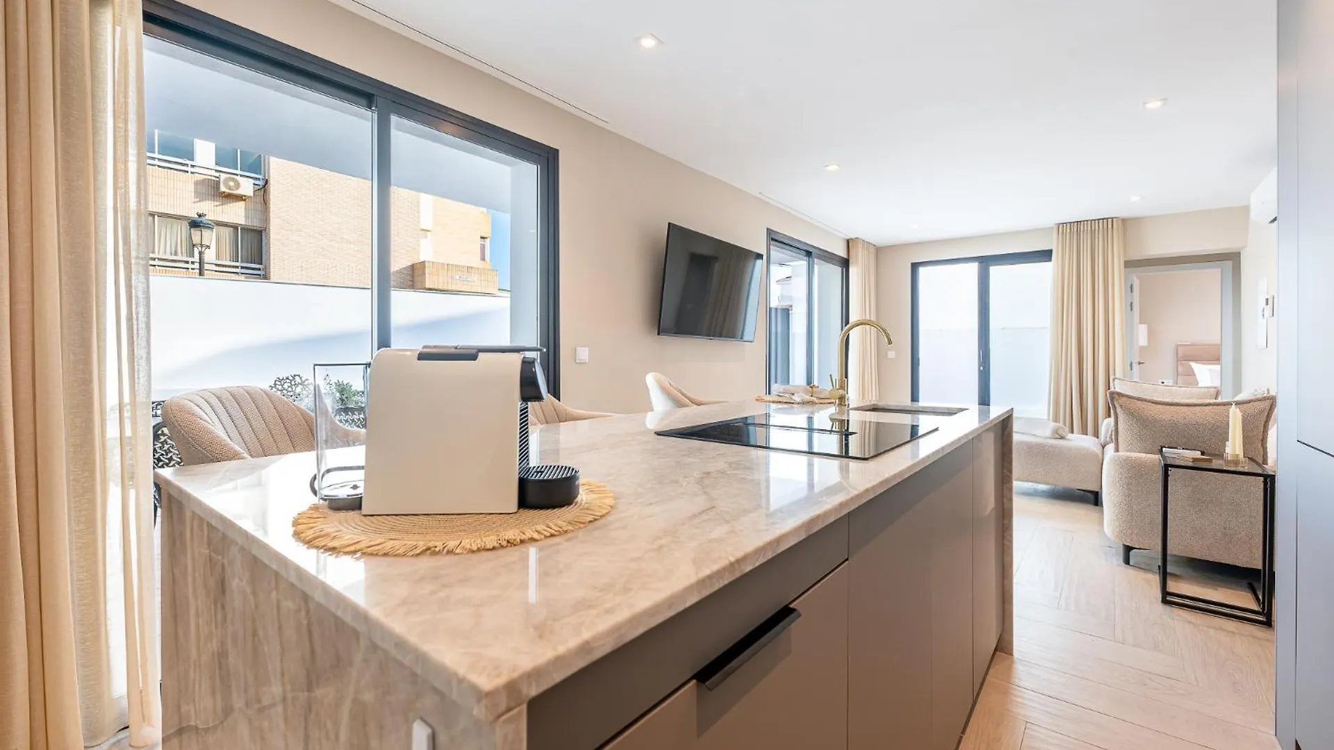 Malaga Benalmadena Vacation Rentals Five Minutes From The Port Of Benalmadena Beach Pool And Sun Espagne