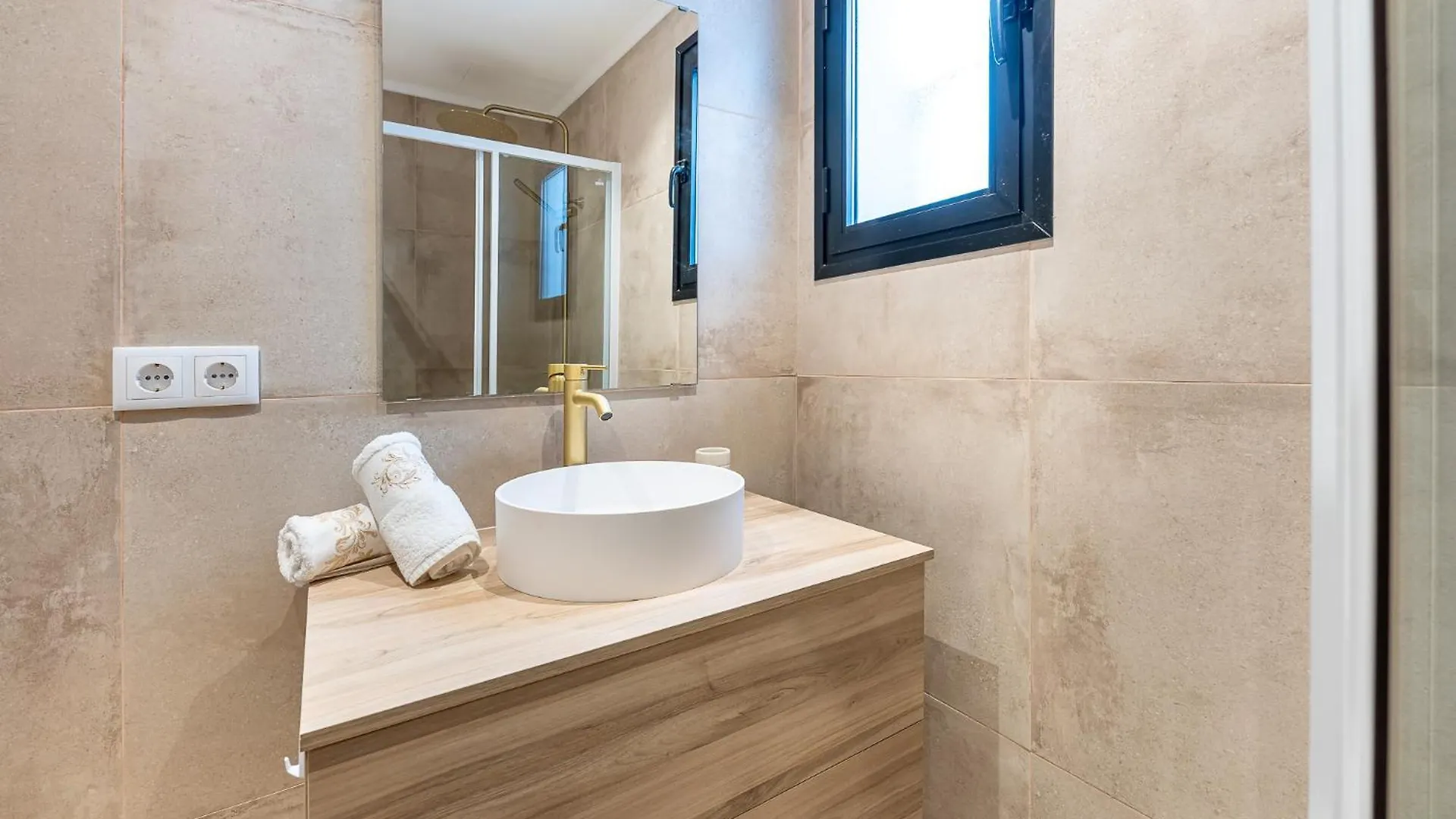 Malaga Benalmadena Vacation Rentals Five Minutes From The Port Of Benalmadena Beach Pool And Sun