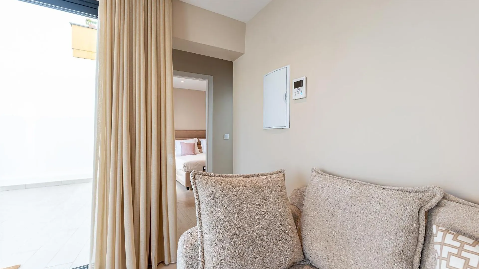 Malaga Benalmadena Vacation Rentals Five Minutes From The Port Of Benalmadena Beach Pool And Sun 스페인